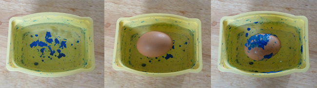 marbling an egg with melted crayon